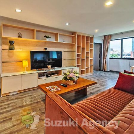 W8 Condo, Luxe 2 Bedroom Private Floor, Best Hip Central Bangkok Area, 5 Mins From Thonglo Bts Station Eksteriør billede