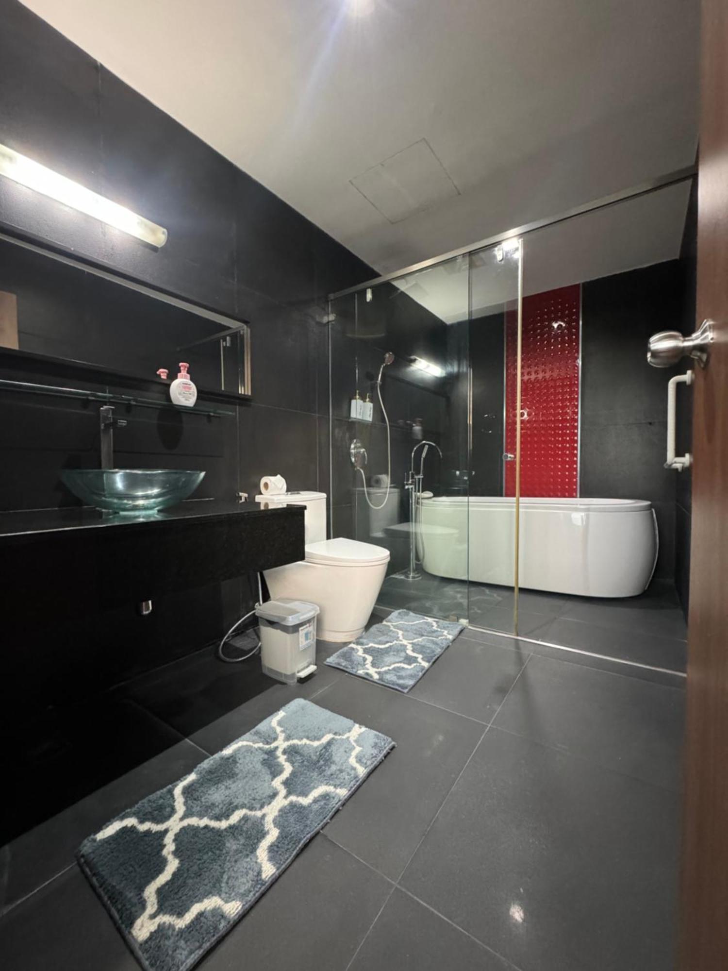 W8 Condo, Luxe 2 Bedroom Private Floor, Best Hip Central Bangkok Area, 5 Mins From Thonglo Bts Station Eksteriør billede